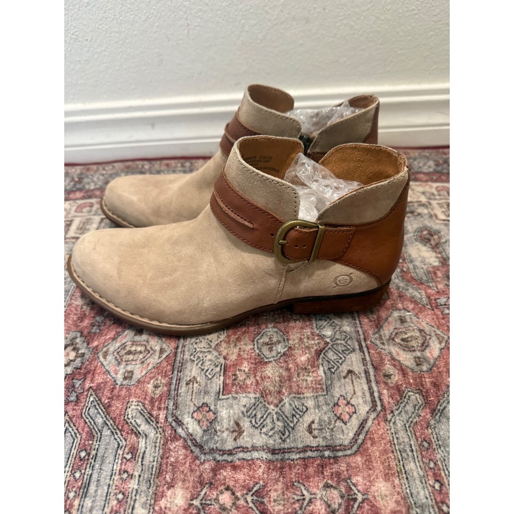 Born Kerri Tan Suede Cognac Leather Ankle Boots Buckle Zip BR0040479 Womens 9M - Picture 3 of 7